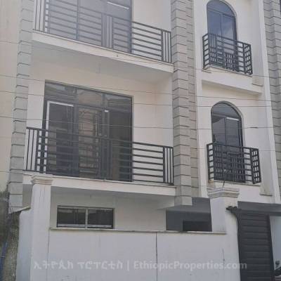 5bdrm 72 ካሬm² apartment for sale at ሀይሌ ጋርመት 